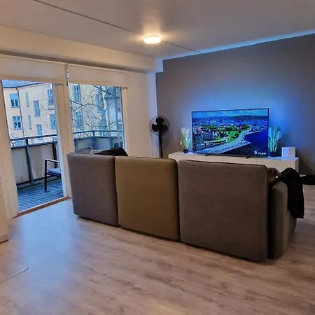 Lägenhet Modern And Apartment, 6 Mins To *