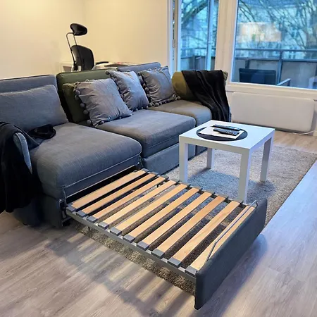 Lägenhet Modern And Apartment, 6 Mins To