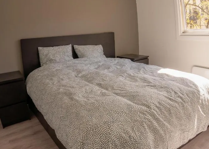 شقة Modern And Apartment, 6 Mins To